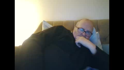 Snapshot of old_fkr chatting on December 14, 7:25 pm old_fkr online show from December 14, 7:25 pm