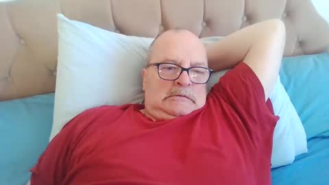 Snapshot of old_fkr chatting on December 19, 10:34 am old_fkr online show from December 19, 10:34 am