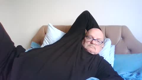 Snapshot of old_fkr chatting on January 17, 12:42 pm old_fkr online show from January 17, 12:42 pm