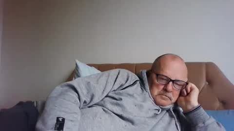 Snapshot of old_fkr chatting on January 23, 10:22 am old_fkr online show from January 23, 10:22 am