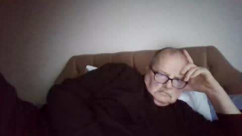 Snapshot of old_fkr chatting on February 10, 4:47 pm old_fkr online show from February 10, 4:47 pm