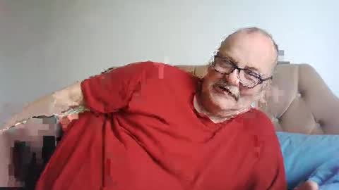 Snapshot of old_fkr chatting on March 2, 10:14 am old_fkr online show from March 2, 10:14 am