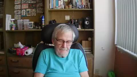 old_javacoder online show from June 26, 11:03 am