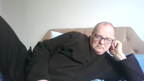 Snapshot of oldfkr69 chatting on March 10, 11:53 am oldfkr69 online show from March 10, 11:53 am