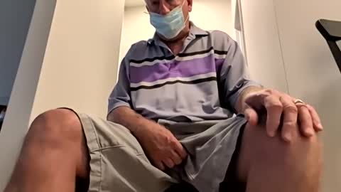 oldsubman online show from March 9, 9:41 pm