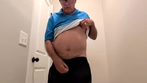 Snapshot of oldsubman chatting on July 16, 12:16 am oldsubman online show from July 16, 12:16 am