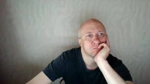 Snapshot of oleg365 chatting on May 14, 6:09 am figaro online show from May 14, 6:09 am