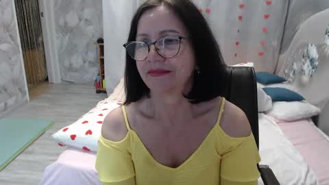 Snapshot of olgahottie chatting on May 19, 1:56 am OlgaHottie online show from May 19, 1:56 am
