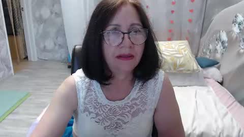 Snapshot of olgahottie chatting on July 11, 12:02 am OlgaHottie online show from July 11, 12:02 am