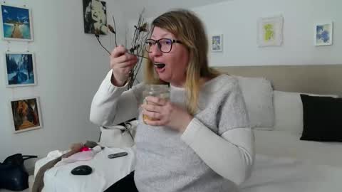 Olga Pavlova online show from March 21, 1:48 pm