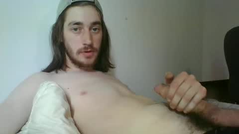Snapshot of oliboy34 chatting on May 4, 8:05 pm oliboy34 online show from May 4, 8:05 pm
