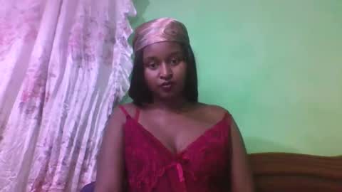 olinah610 online show from November 15, 8:27 pm