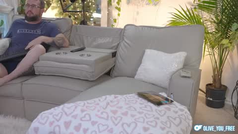 Olive online show from February 20, 12:08 am