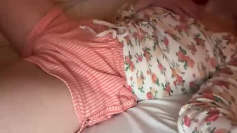 Snapshot of olive_yours chatting on January 13, 5:35 am Olive online show from January 13, 5:35 am
