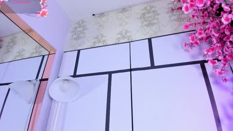 olive  online show from November 13, 5:50 am