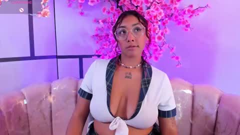 olive  online show from January 15, 3:55 am