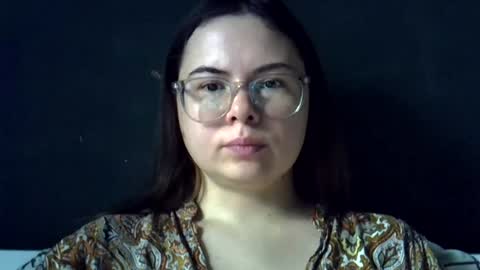 Snapshot of olivepeach chatting on July 20, 10:39 am Oil online show from July 20, 10:39 am
