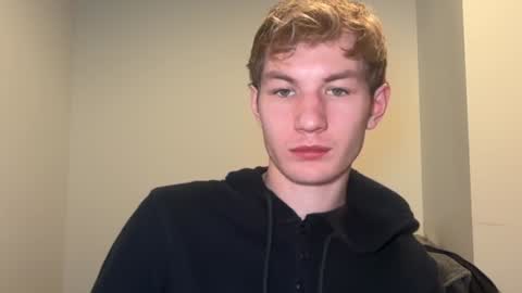 Snapshot of oliver_beck chatting on December 27, 2:25 am Oliver Beck online show from December 27, 2:25 am