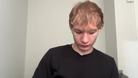 Snapshot of oliver_beck chatting on January 4, 7:55 pm Oliver Beck online show from January 4, 7:55 pm