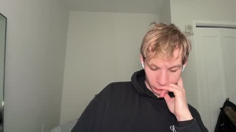 Snapshot of oliver_beck chatting on January 11, 7:38 pm Oliver Beck online show from January 11, 7:38 pm