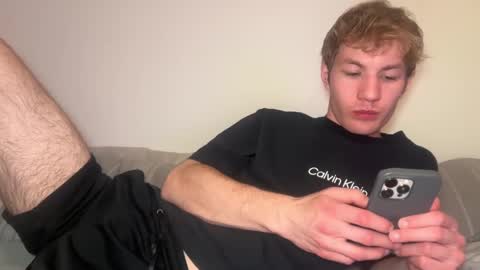 Snapshot of oliver_beck chatting on March 7, 2:04 am Oliver Beck online show from March 7, 2:04 am