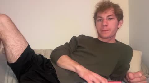 Snapshot of oliver_beck chatting on March 8, 2:01 am Oliver Beck online show from March 8, 2:01 am