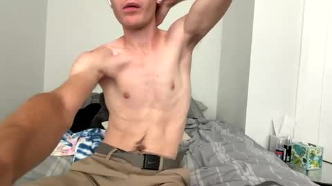 Snapshot of oliver_beck chatting on September 24, 6:44 pm Oliver Beck online show from September 24, 6:44 pm