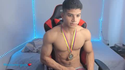 oliver thompsson online show from December 16, 6:49 pm