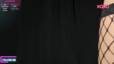 Oliver  online show from April 14, 9:48 am