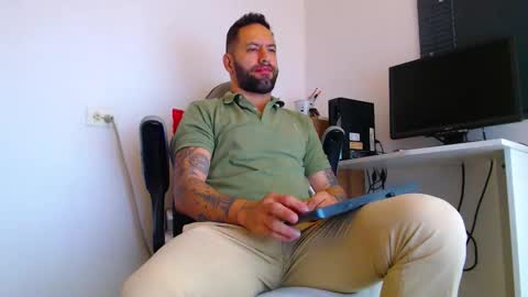 oliver online show from January 6, 12:53 pm