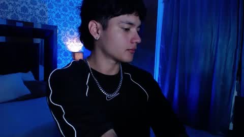 Snapshot of olivermorgan69 chatting on January 9, 7:18 pm Oliver online show from January 9, 7:18 pm