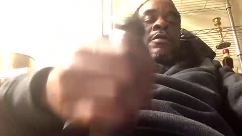 Snapshot of olivertwist1273 chatting on December 2, 12:09 am olivertwist1273 online show from December 2, 12:09 am