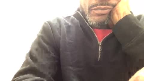 Snapshot of olivertwist1273 chatting on December 11, 3:13 am olivertwist1273 online show from December 11, 3:13 am