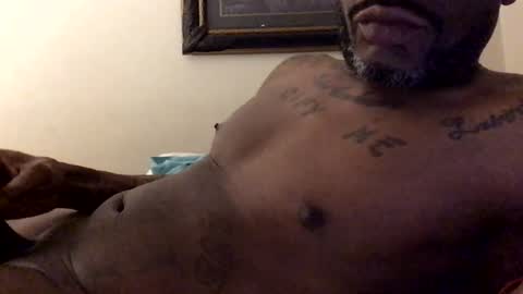 Snapshot of olivertwist1273 chatting on December 30, 5:58 am olivertwist1273 online show from December 30, 5:58 am