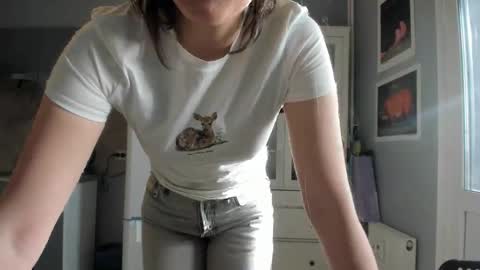 olivia__dream online show from May 6, 3:28 pm