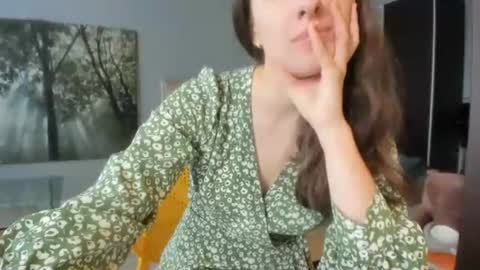 Snapshot of olivia__dream chatting on June 13, 2:26 pm olivia__dream online show from June 13, 2:26 pm