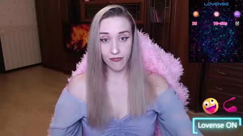 olivia_daze online show from February 27, 10:10 pm