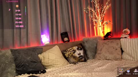 SaraConor online show from February 5, 12:27 pm