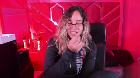  OLIVIA  online show from February 10, 3:32 am