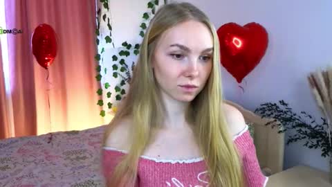 Oliva online show from February 15, 11:30 am