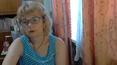 Snapshot of olivia_mia25 chatting on June 26, 7:57 am Olivia Mia online show from June 26, 7:57 am