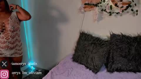Olivia  happyness  online show from September 12, 6:30 pm