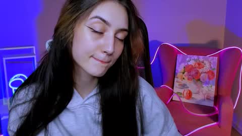 olivia_norton_ online show from November 12, 3:45 pm