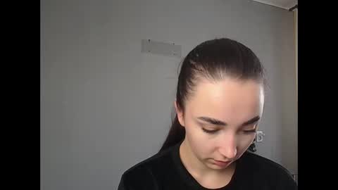 Olivia online show from February 10, 8:51 am