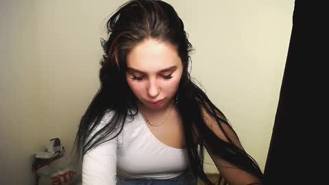 Olivia online show from November 27, 9:39 pm