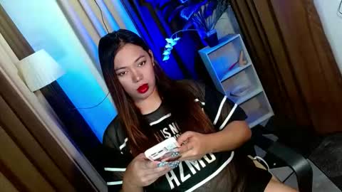 Miss OLIVIA online show from December 4, 10:02 am