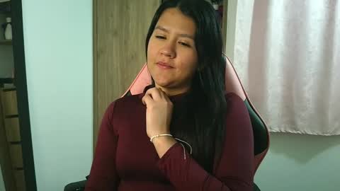 Olivia online show from December 1, 12:32 pm