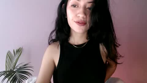 oliviaaa__ online show from February 24, 3:54 pm