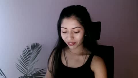 Snapshot of oliviaaa__ chatting on April 28, 4:23 pm oliviaaa__ online show from April 28, 4:23 pm