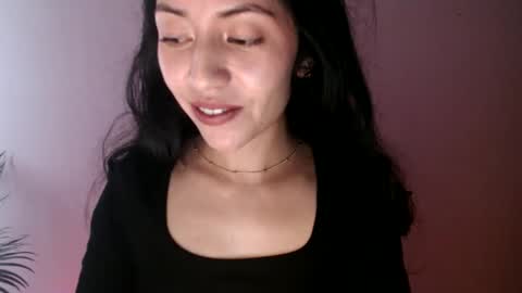 Snapshot of oliviaaa__ chatting on May 29, 5:55 pm oliviaaa__ online show from May 29, 5:55 pm